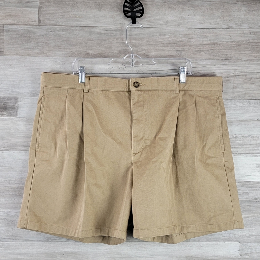 L.L.Bean Double L Natural Fit Chino Shorts Men's Size 42